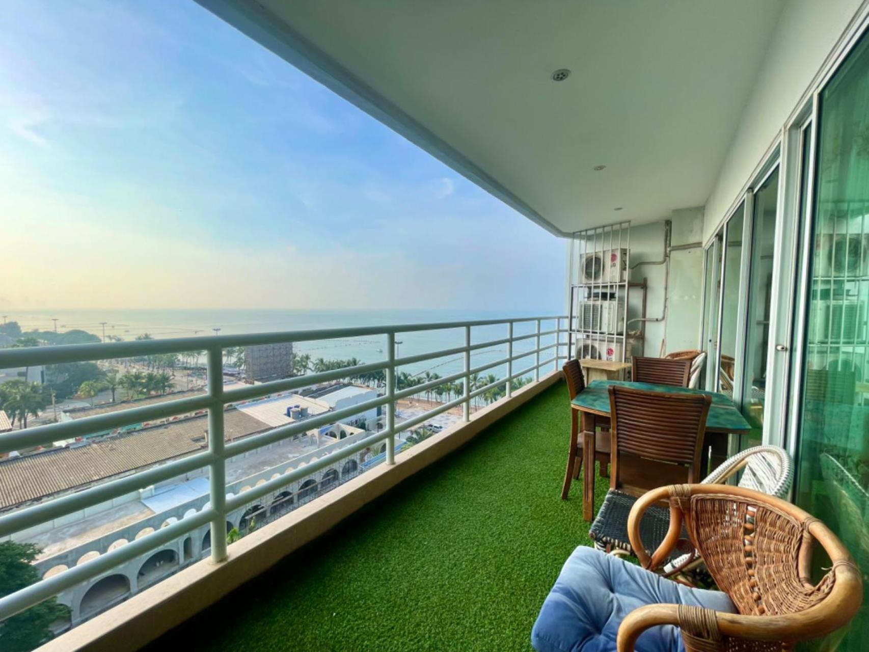 Beautiful Sea View Beach Front Condo パッタヤー エクステリア 写真